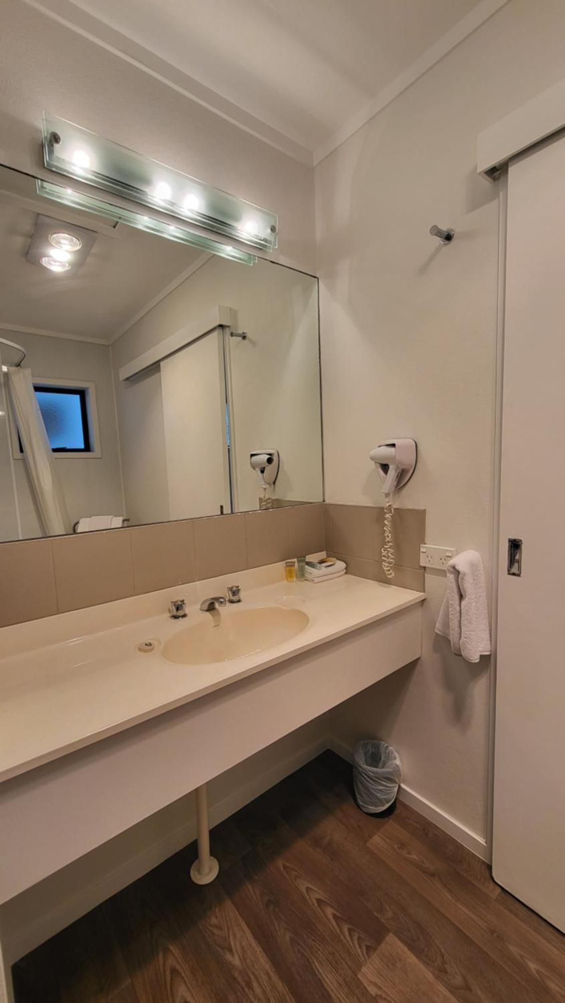 Manukau Motor Lodge Auckland Bagian luar foto